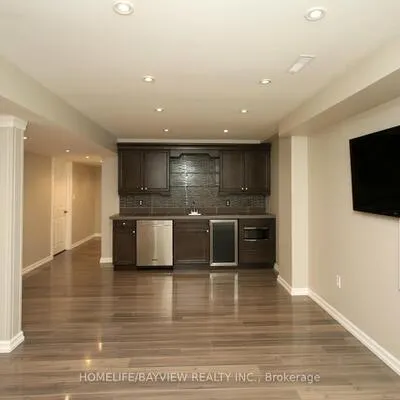 572,&nbsp;Country Glen, Cornell, Markham