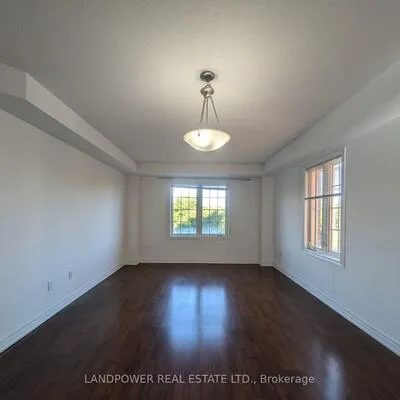 9872,&nbsp;Mccowan, Berczy, Markham