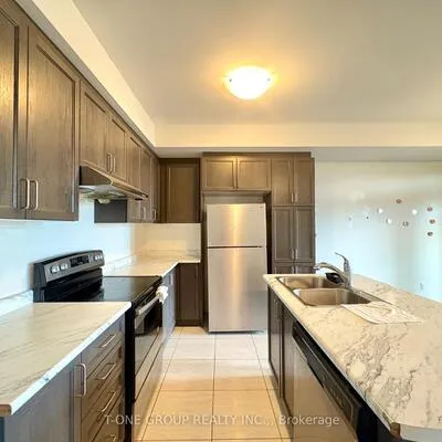 107,&nbsp;Luzon, Box Grove, Markham