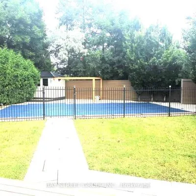 24,&nbsp;Avondale, Markham Village, Markham
