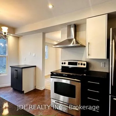 127,&nbsp;Huntington Park, Thornlea, Markham