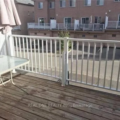 15,&nbsp;Azalea Gate, Commerce Valley, Markham