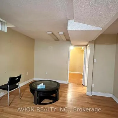 7,&nbsp;Fairty, Middlefield, Markham