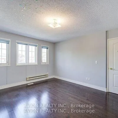 29,&nbsp;Charrington, Unionville, Markham