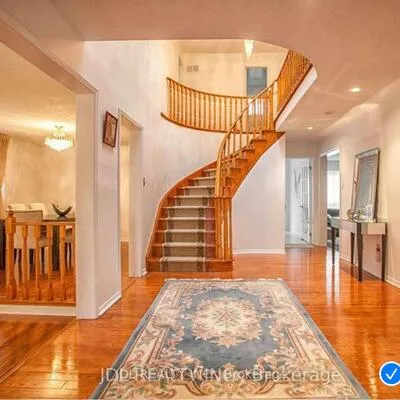 101,&nbsp;Summerdale Dr, Thornhill, Markham