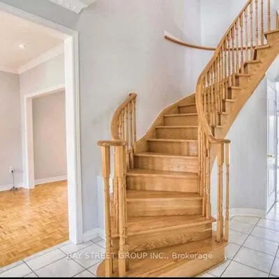 43,&nbsp;Avenida, Middlefield, Markham