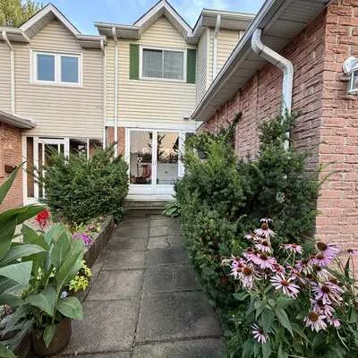 73,&nbsp;Durie, Aileen-Willowbrook, Markham