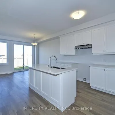 160,&nbsp;Mumbai, Middlefield, Markham