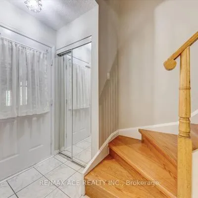 111, Laird, Middlefield, Markham