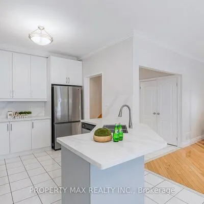 48,&nbsp;Elmrill, Berczy, Markham