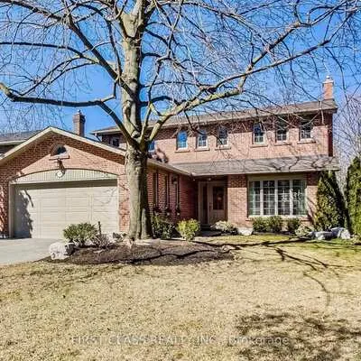 20, East, Unionville, Markham