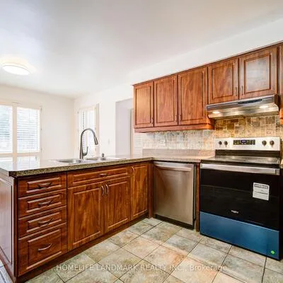 129, Fincham, Markham Village, Markham