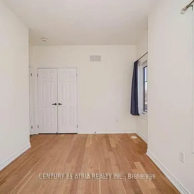 34, Isabella Peach, Victoria Square, Markham