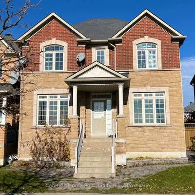 33,&nbsp;Oakmoor, Cornell, Markham