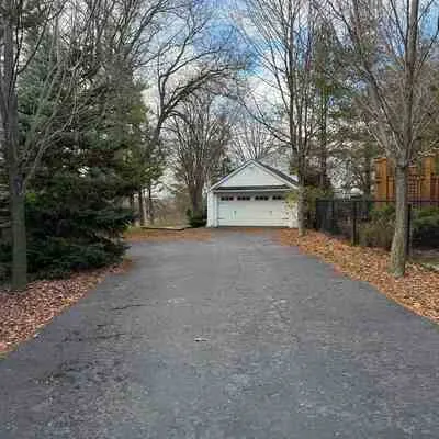10,&nbsp;Yorkton, Angus Glen, Markham