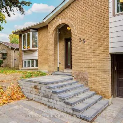 33,&nbsp;Sir Brandiles, Markham Village, Markham