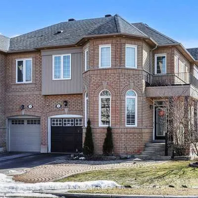 52, Lakespring, Cachet, Markham