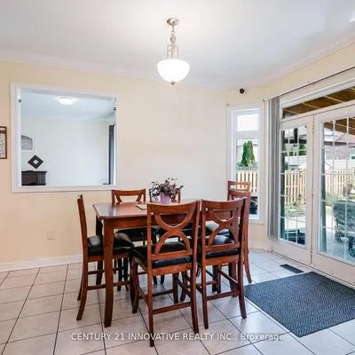 19,&nbsp;Nutmeg, Box Grove, Markham