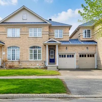 18,&nbsp;Radmore, Box Grove, Markham