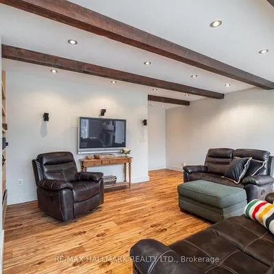 6165,&nbsp;19th, Rural Markham, Markham