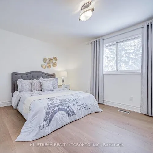 Premium freehold home for sale: 8, Hemingway, Unionville, Markham