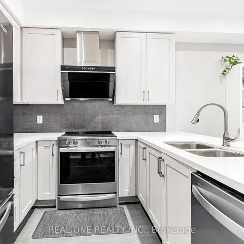 Premium freehold home for sale: 4798, 16th, Berczy, Markham