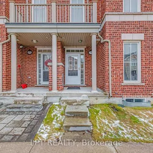 Premium freehold home for sale: 19, Earnshaw, Victoria Square, Markham