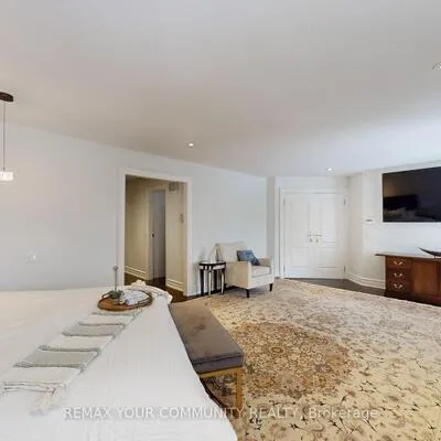 22,&nbsp;Valloncliffe, Bayview Glen, Markham