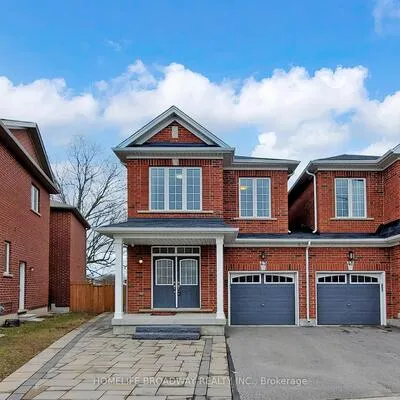 43,&nbsp;Titan, Cedarwood, Markham