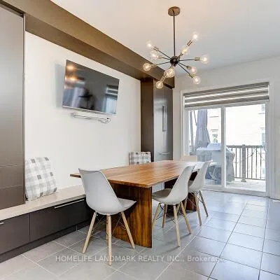 307,&nbsp;Dundas, Greensborough, Markham