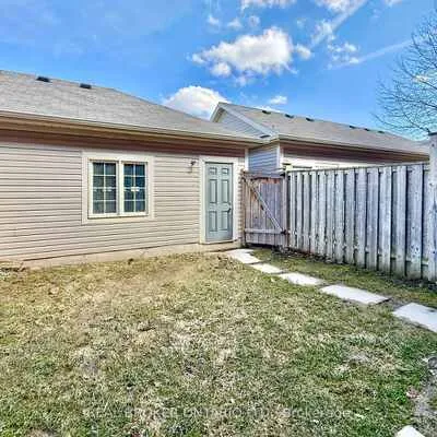 9525,&nbsp;Ninth, Cornell, Markham