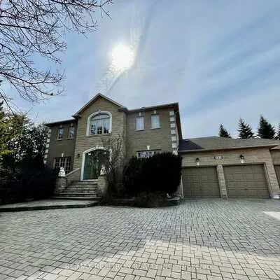 385,&nbsp;Calvert, Cachet, Markham