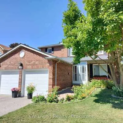 215,&nbsp;Hollingham, Unionville, Markham