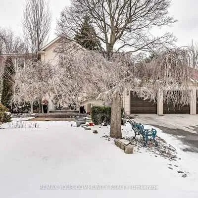 30,&nbsp;Deanbank, Thornhill, Markham