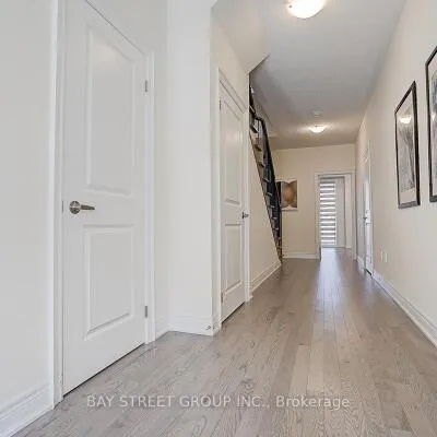 34,&nbsp;Phillipsen, Cedarwood, Markham