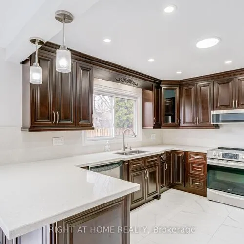 Premium freehold home for sale: 46, Hewlett, Markville, Markham