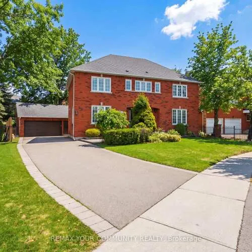 Premium freehold home for sale: 23, John Lyons, Sherwood-Amberglen, Markham