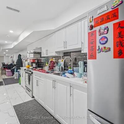 382,&nbsp;Kirkham, Cedarwood, Markham
