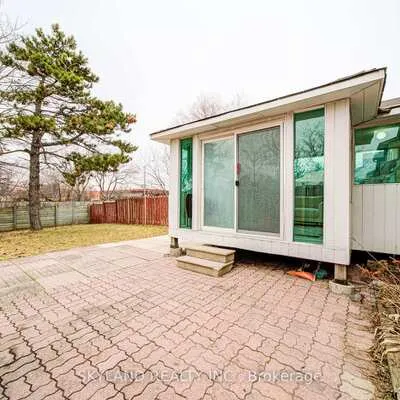 56,&nbsp;Upton, Milliken Mills West, Markham