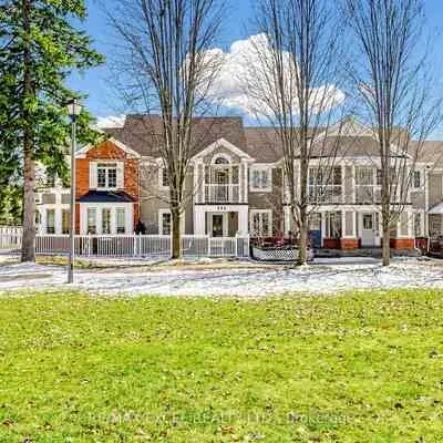 523,&nbsp;Bur Oak, Berczy, Markham
