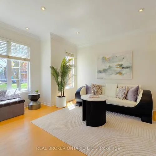 Premium freehold home for sale: 30, Little Angel, Village Green-South Unionville, Markham