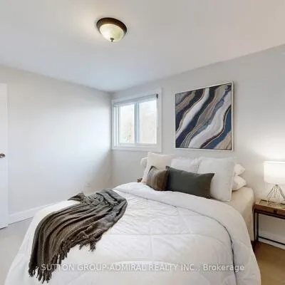 7,&nbsp;Knotty Pine, Royal Orchard, Markham