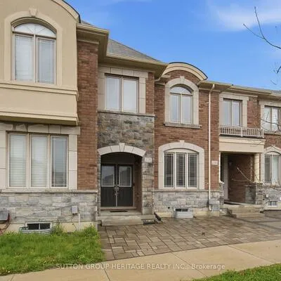 178,&nbsp;Northvale, Cornell, Markham