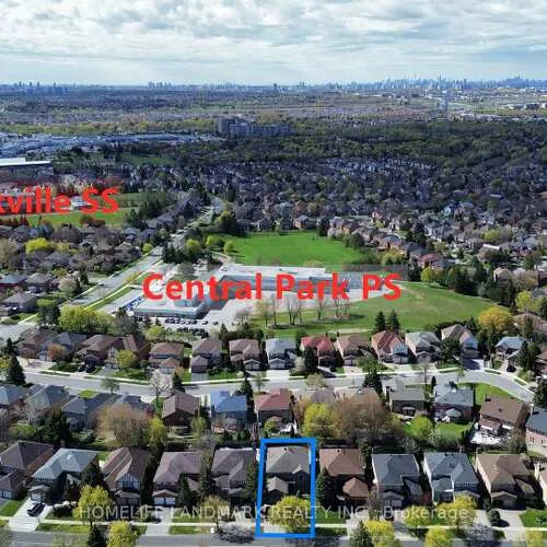 Premium freehold home for sale: 375, Manhattan, Markville, Markham