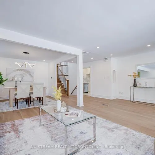 Premium freehold home for sale: 8, Hemingway, Unionville, Markham