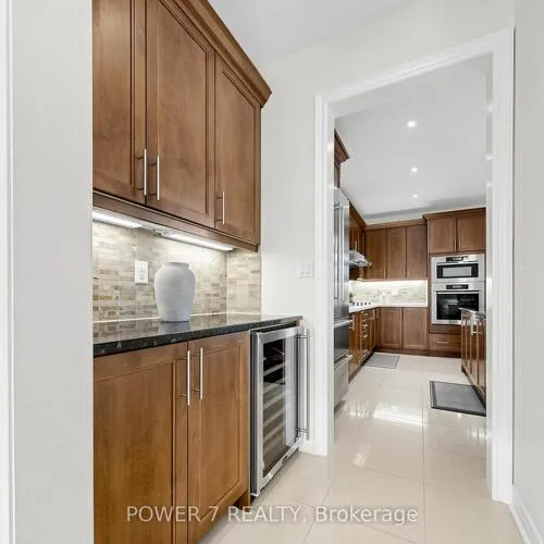 Premium freehold home for sale: 7, Bembridge, Cathedraltown, Markham