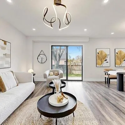 16,&nbsp;Foxglove, Unionville, Markham