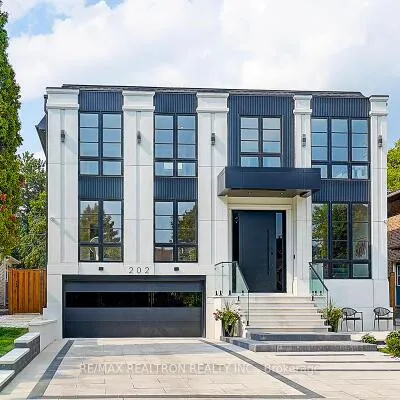 202,&nbsp;Carlton, Unionville, Markham