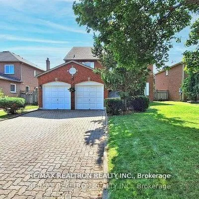 72,&nbsp;Spanhouse, Unionville, Markham