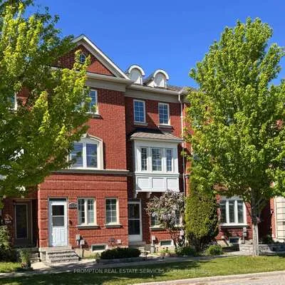 2516,&nbsp;Bur Oak, Cornell, Markham